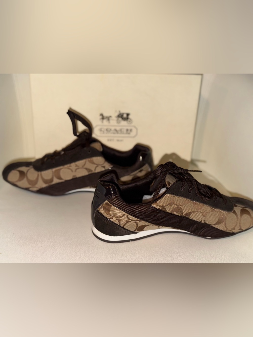 Vintage Coach Hilary signature sneakers - Picture 3 of 6
